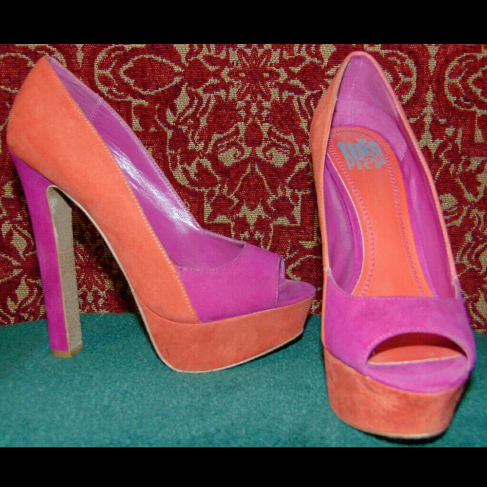 FREE PRESS faux suede platform heels 5.5โคต๏ธ๐